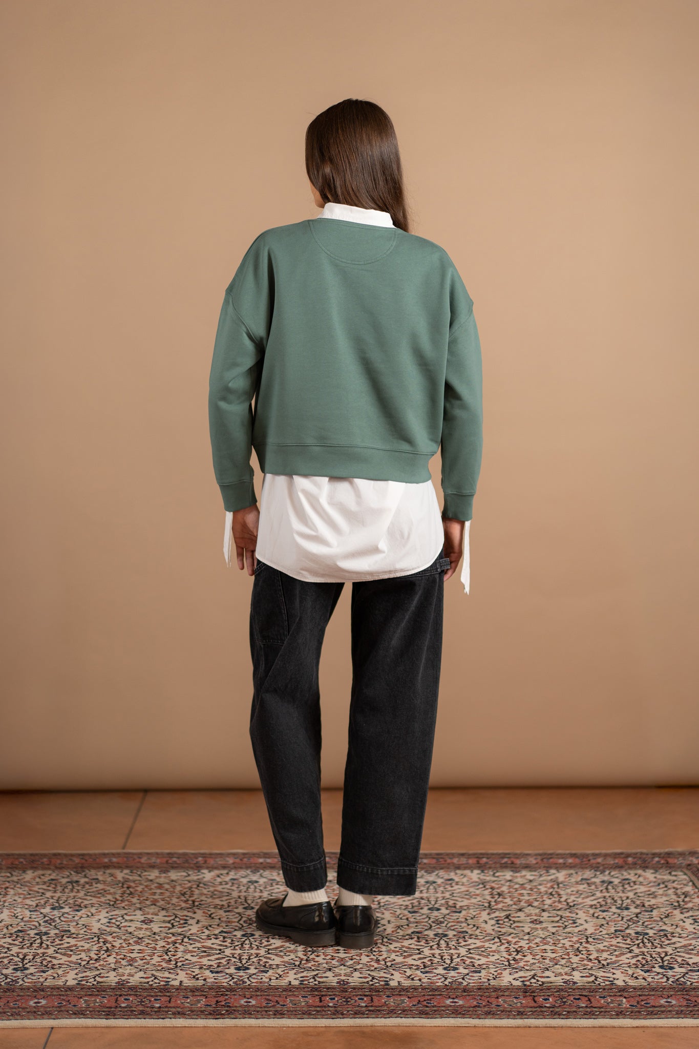 Sweatshirt „In divenire“ – Eukalyptusgrün