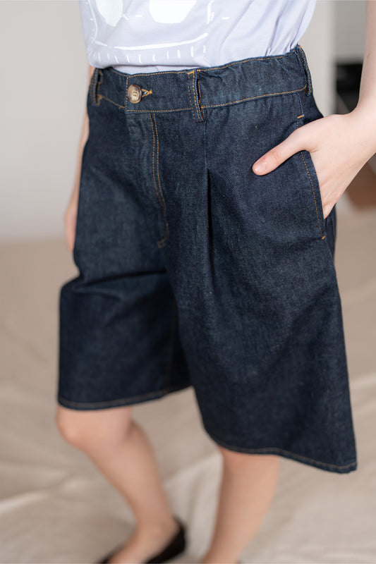 Bermuda Sole con elastico in vita e pinces - denim blu indaco