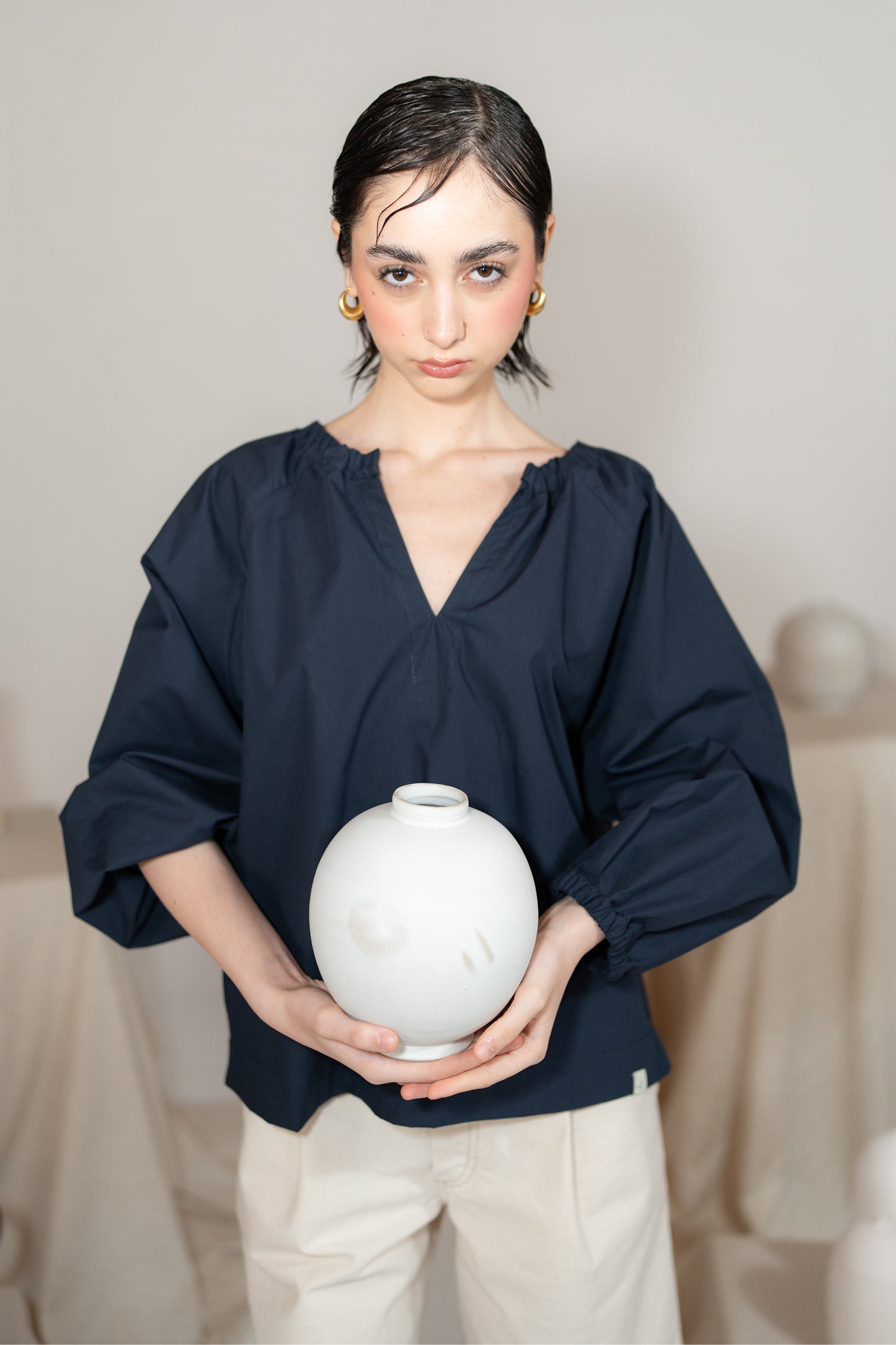 Blusa Paloma con maniche arricciate in cotone biologico - Blu navy
