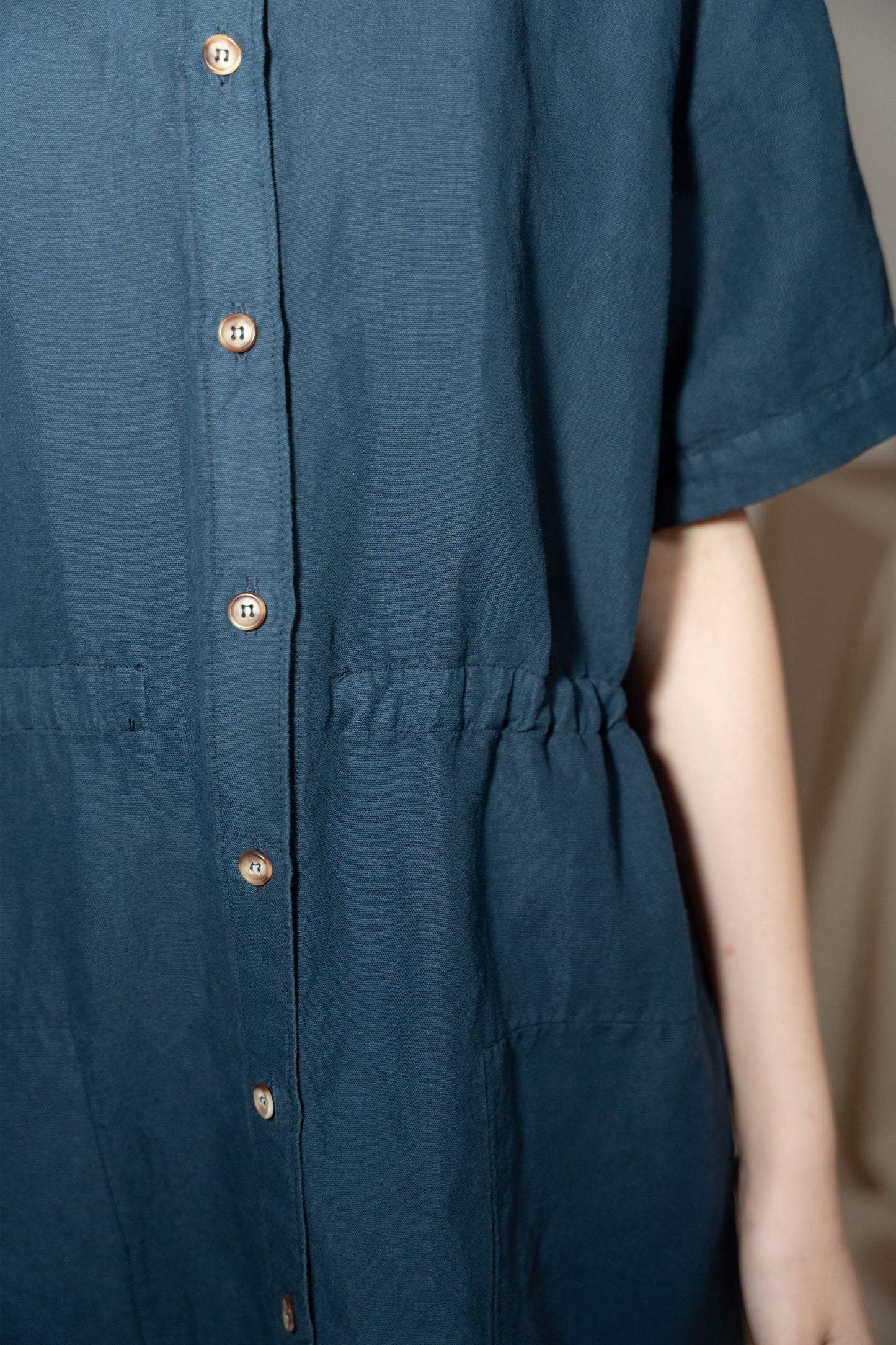Vestito Chemisier in canapa cotone con coulisse regolabile - Blu navy