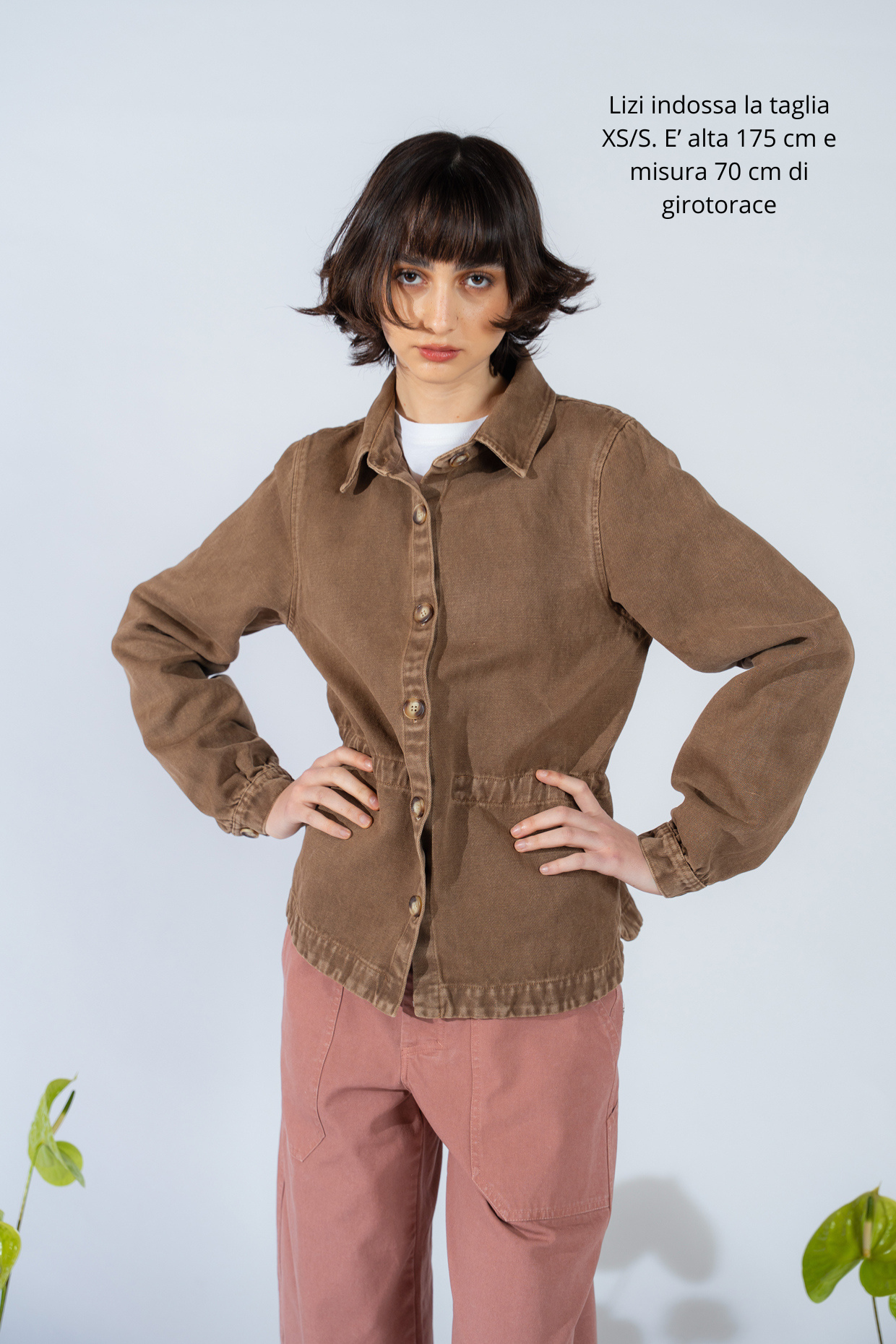 Overshirt Eva mit Kordelzug aus Hanf-Denim – Old Brown