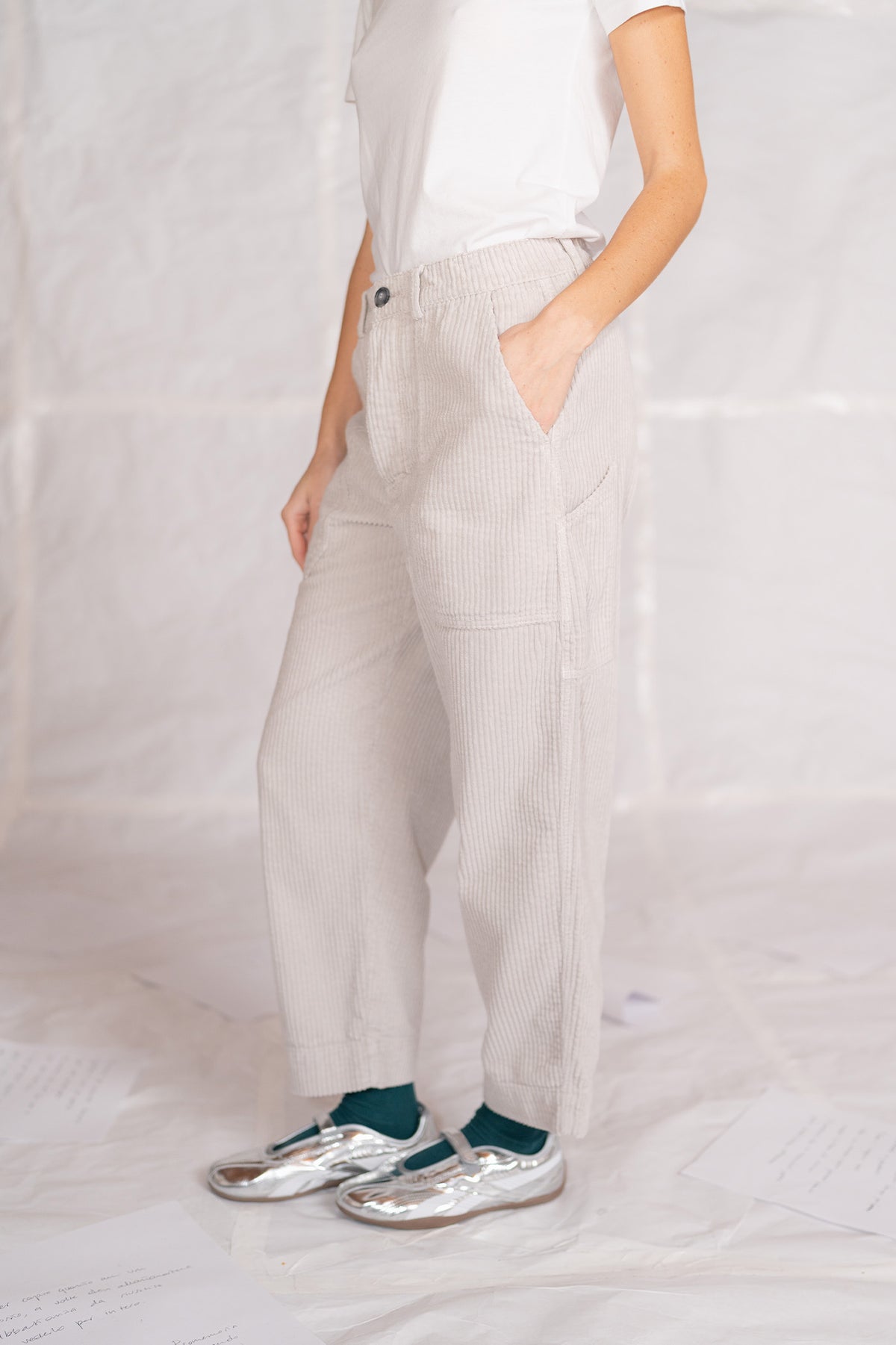 Pantaloni Apollo in velluto con elastico in vita - Sasso