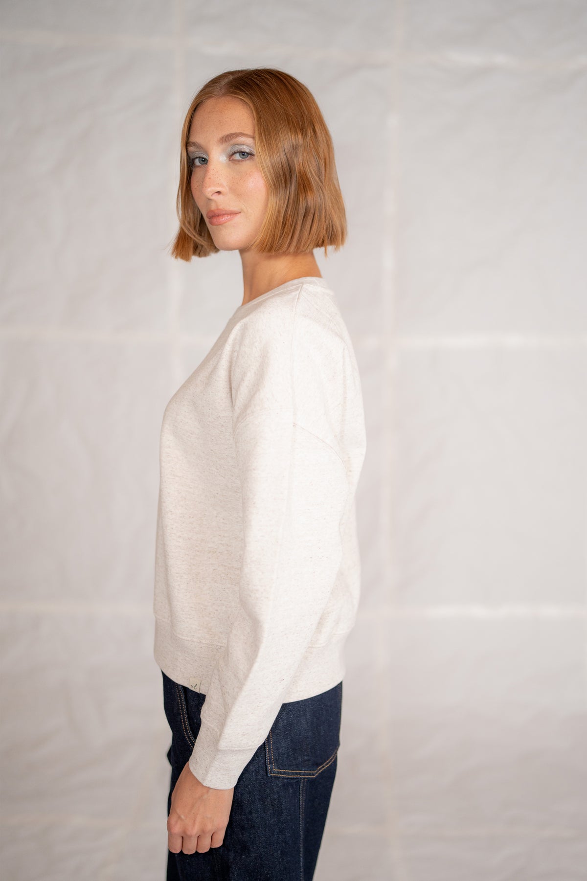 Sweatshirt „In divenire“ – Naturfarben