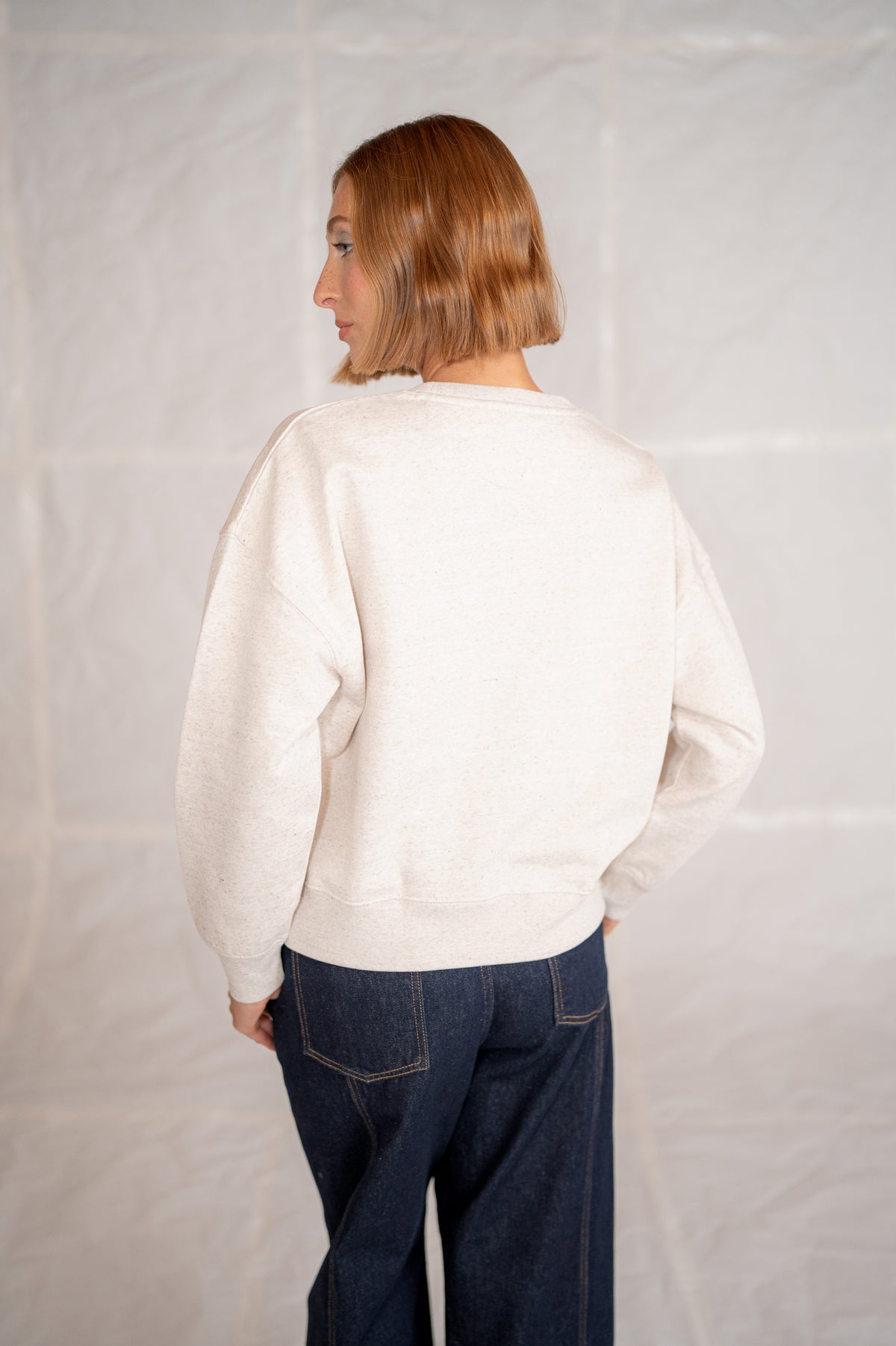 Sweatshirt „In divenire“ – Naturfarben