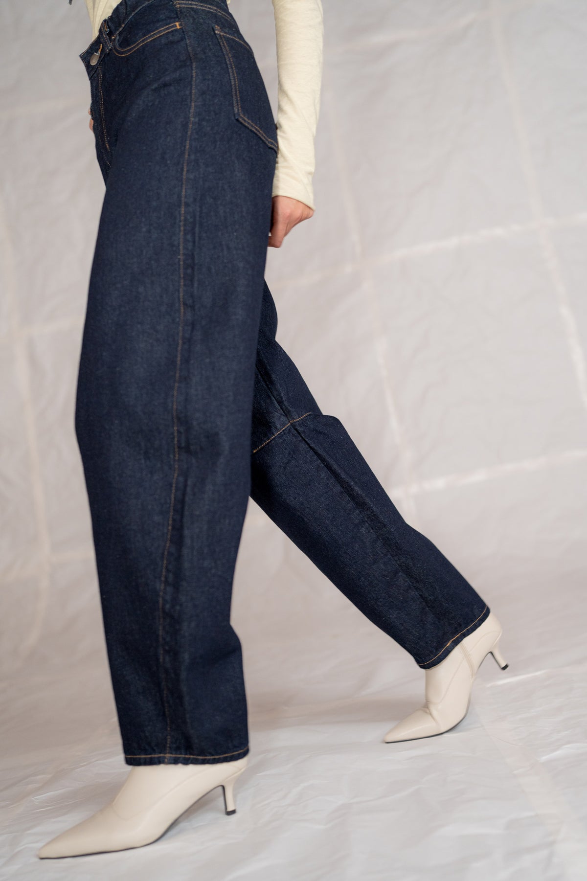 Jeans barrel leg lungo con elastico in vita - blu Indaco