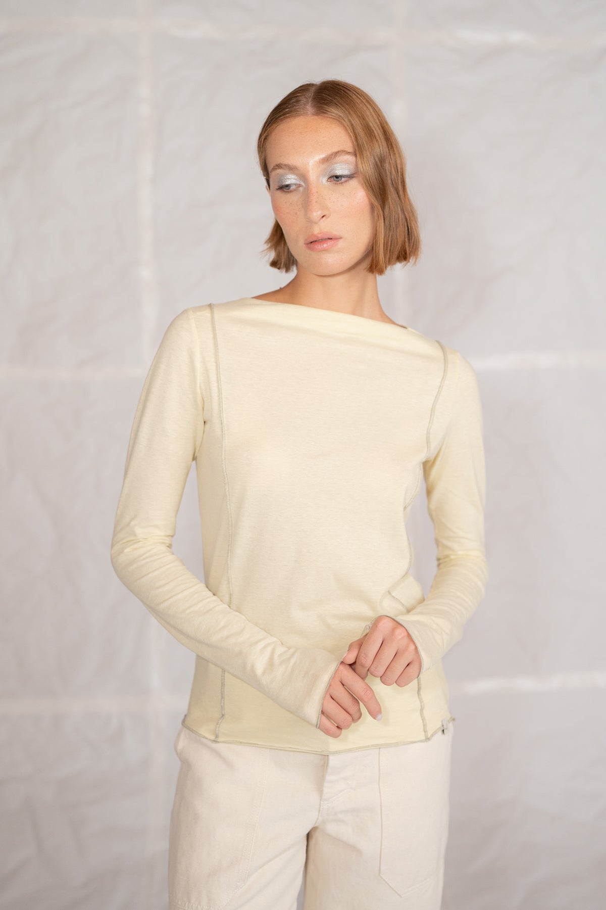 Tea Maglia manica lunga in cotone canapa con cuciture a contrasto - giallino