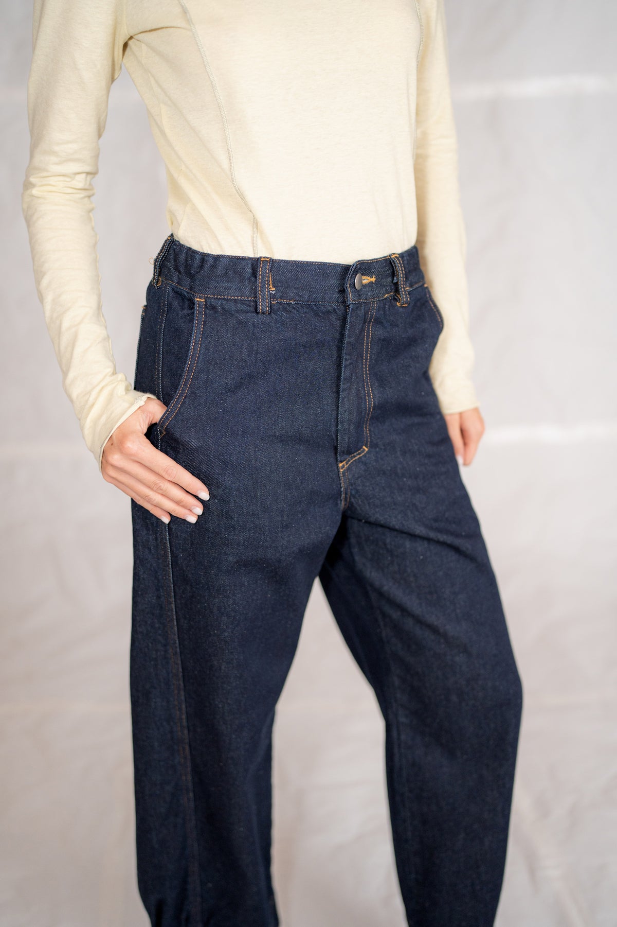 Selene Jeans in Recycled Cotton with Elastic Waistband - Indigo Blue