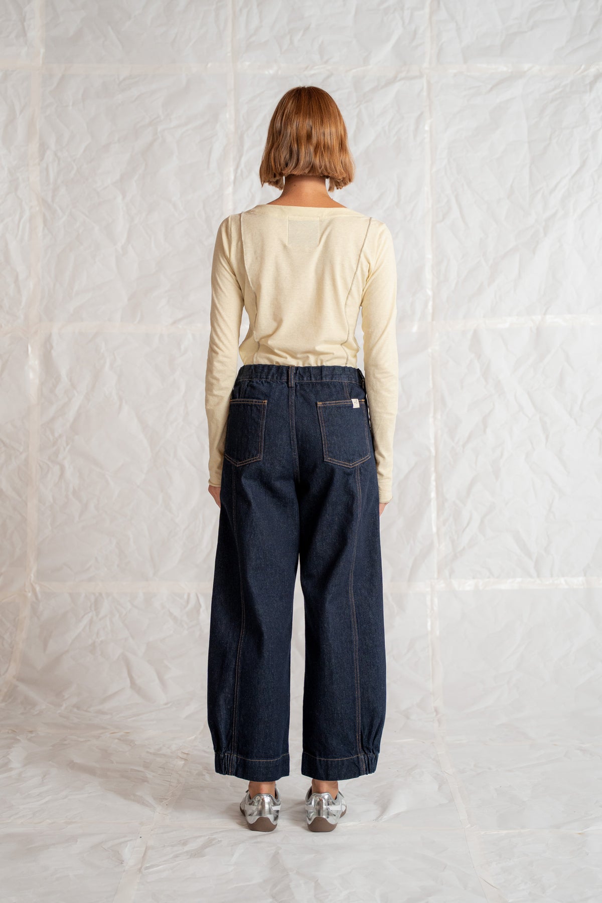 Selene Jeans in Recycled Cotton with Elastic Waistband - Indigo Blue