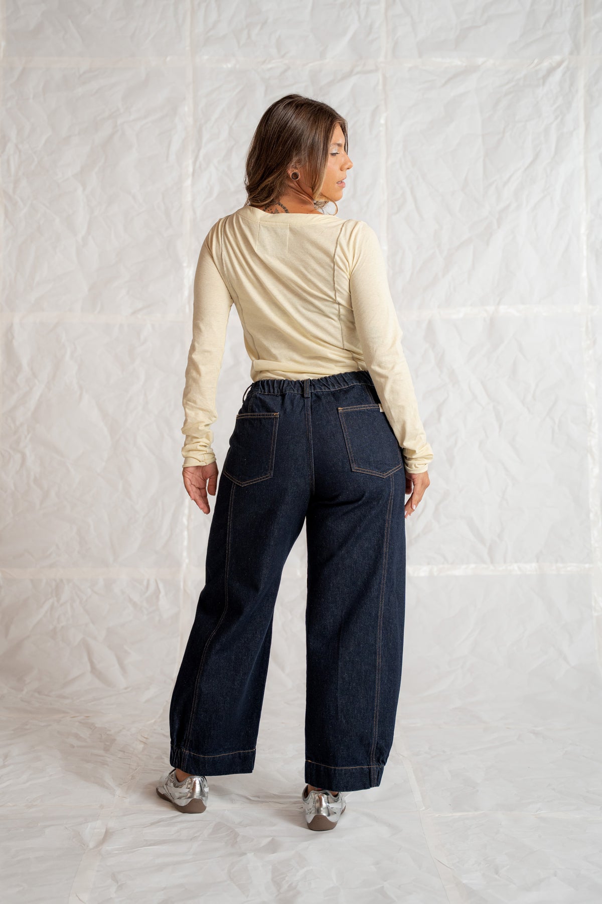 Selene Jeans in Recycled Cotton with Elastic Waistband - Indigo Blue