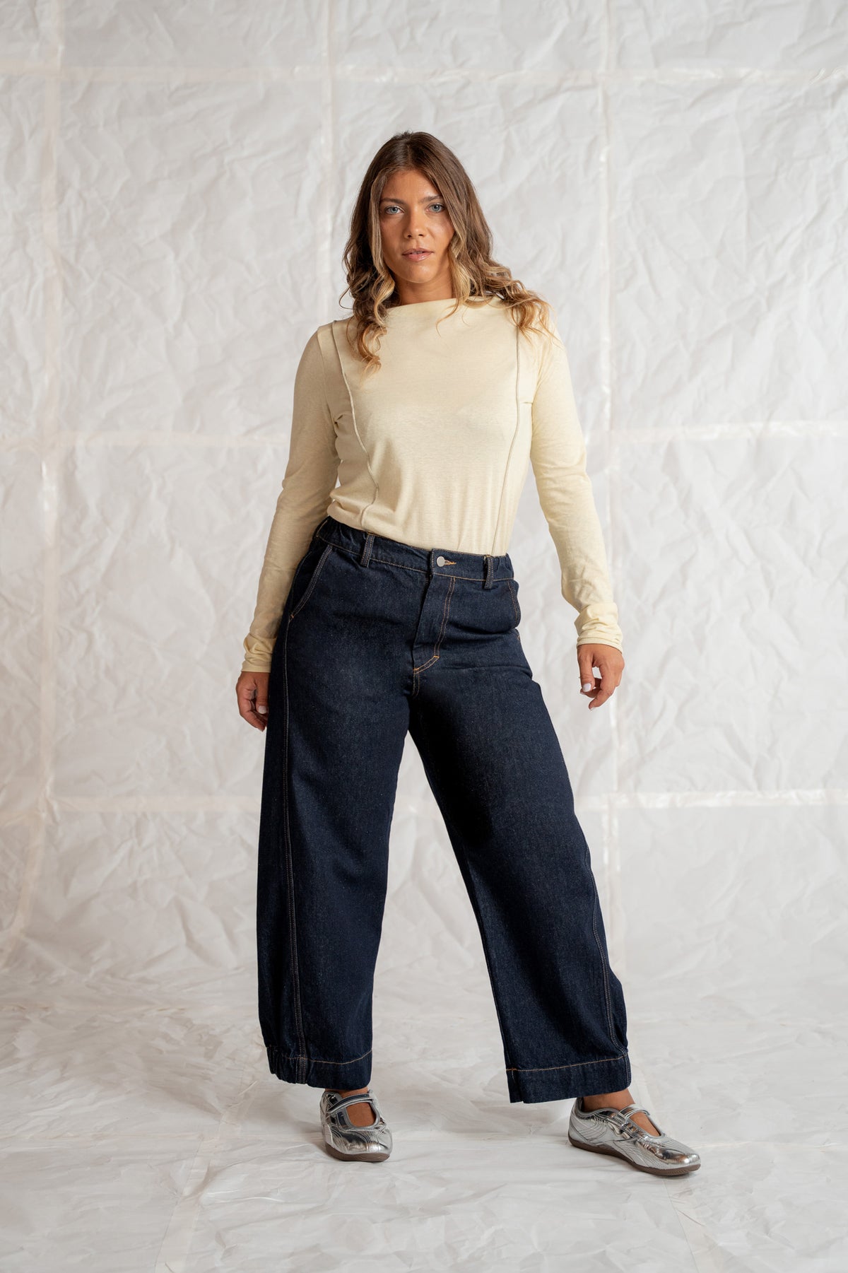 Selene Jeans in Recycled Cotton with Elastic Waistband - Indigo Blue
