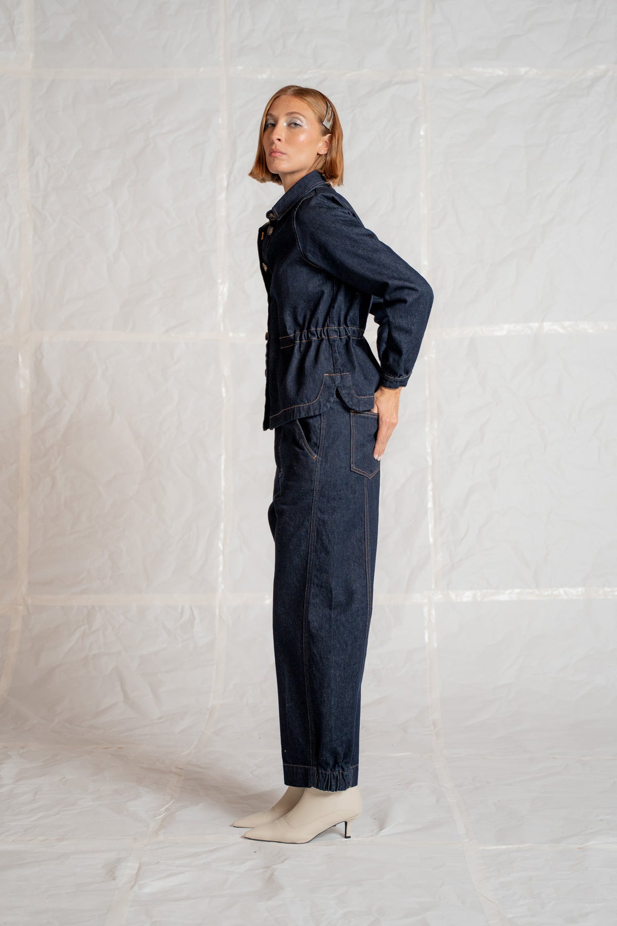 Selene Jeans in Recycled Cotton with Elastic Waistband - Indigo Blue