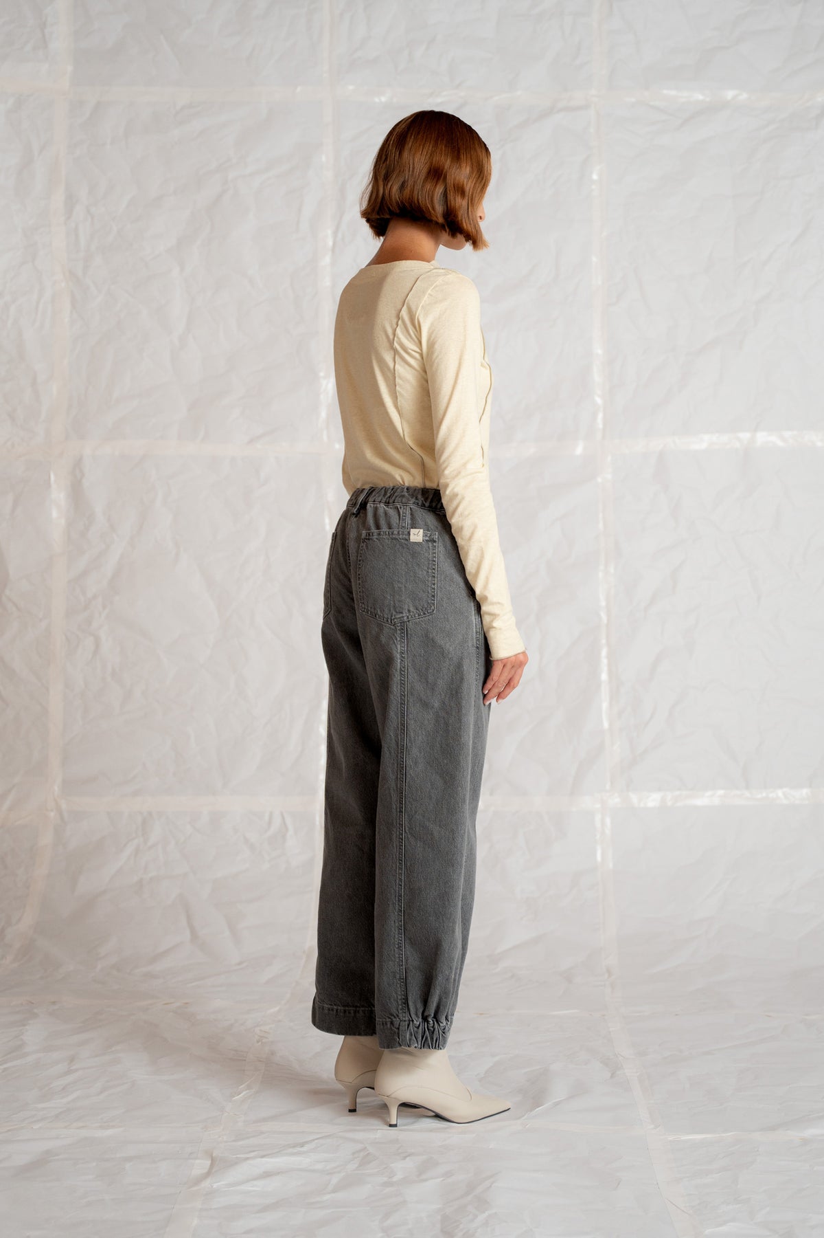 Jeans Selene in cotone canapa con elastico in vita - grigio stonewashed