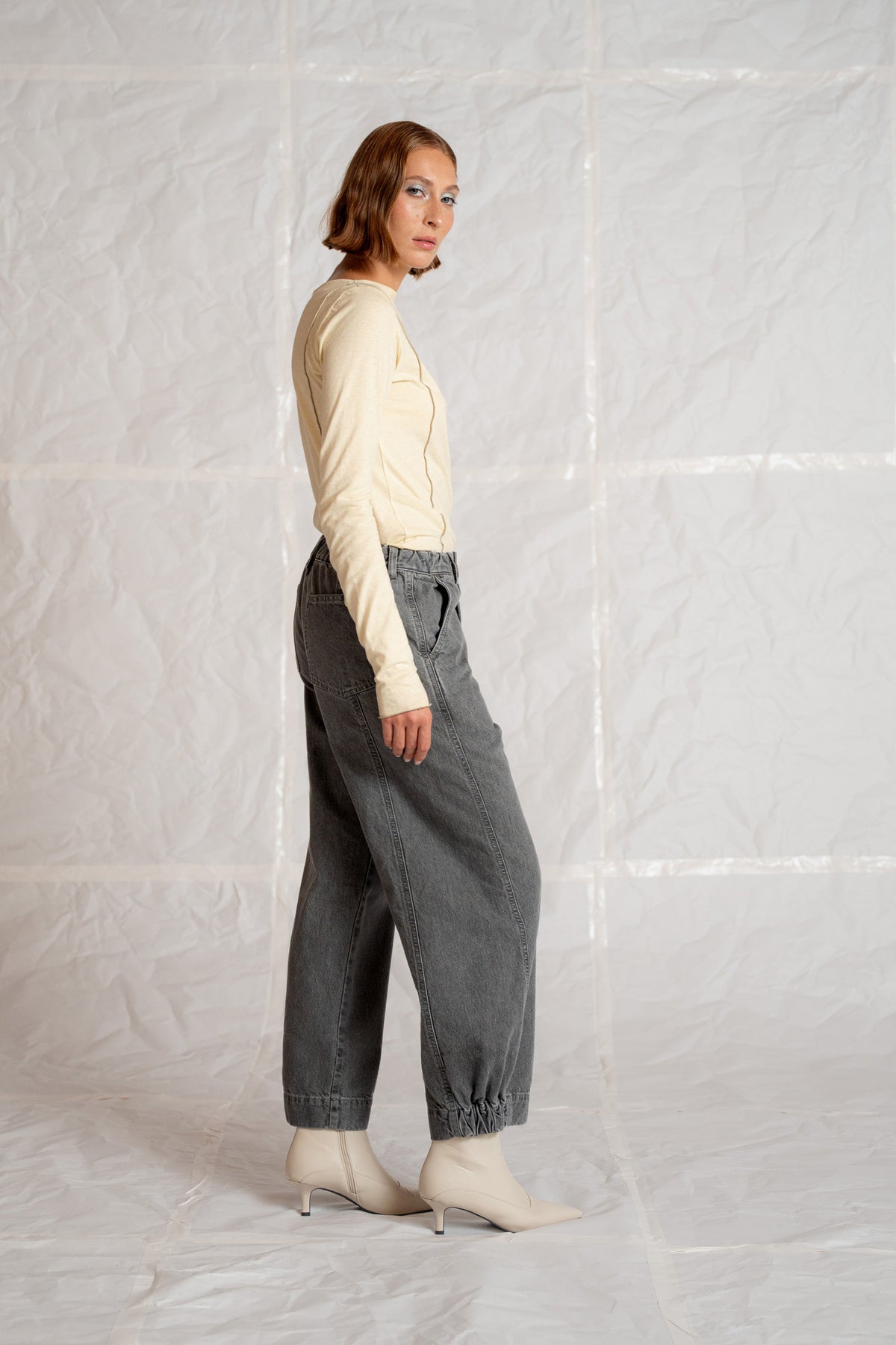 Jeans Selene in cotone canapa con elastico in vita - grigio stonewashed