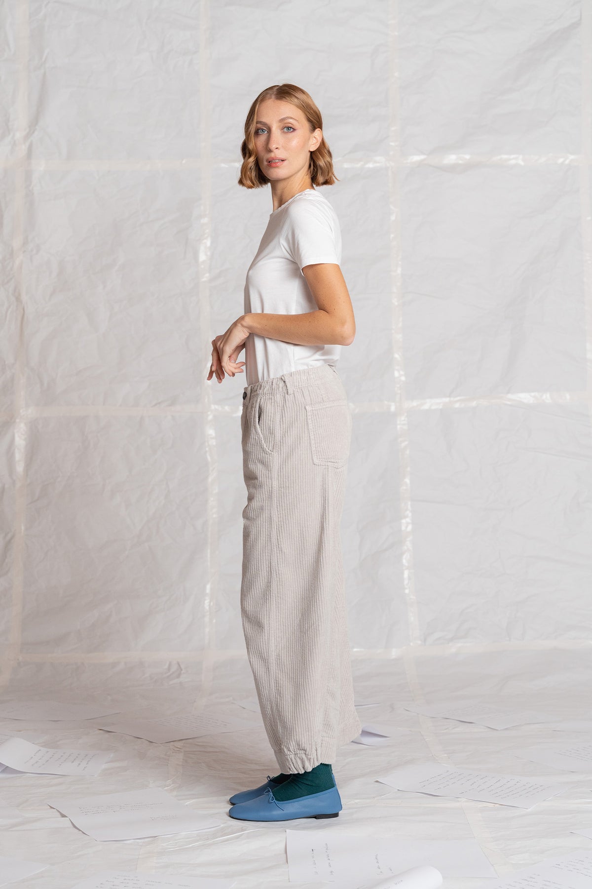 Pantalone Selene in velluto con elastico in vita - Sasso