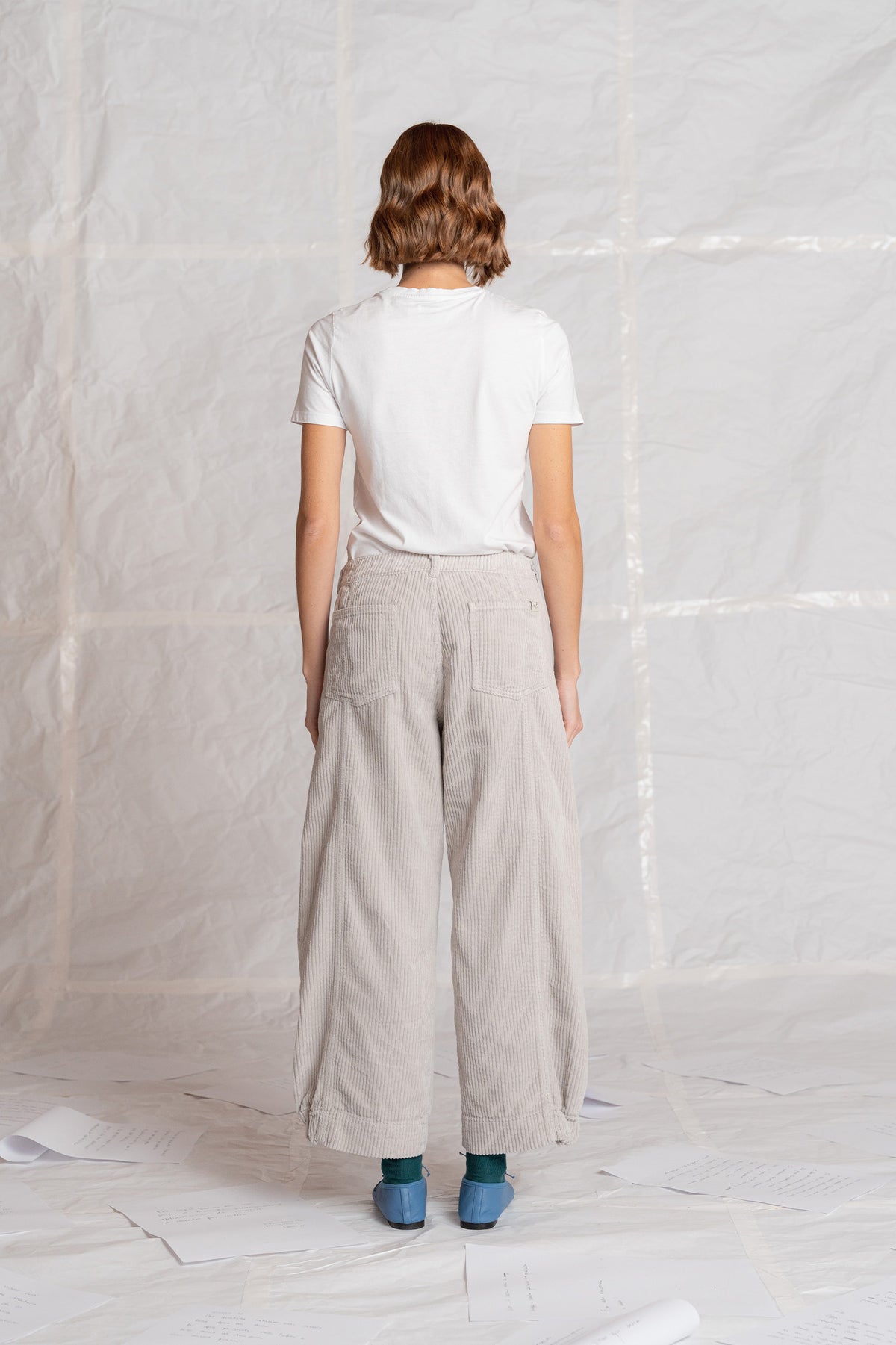 Pantalone Selene in velluto con elastico in vita - Sasso