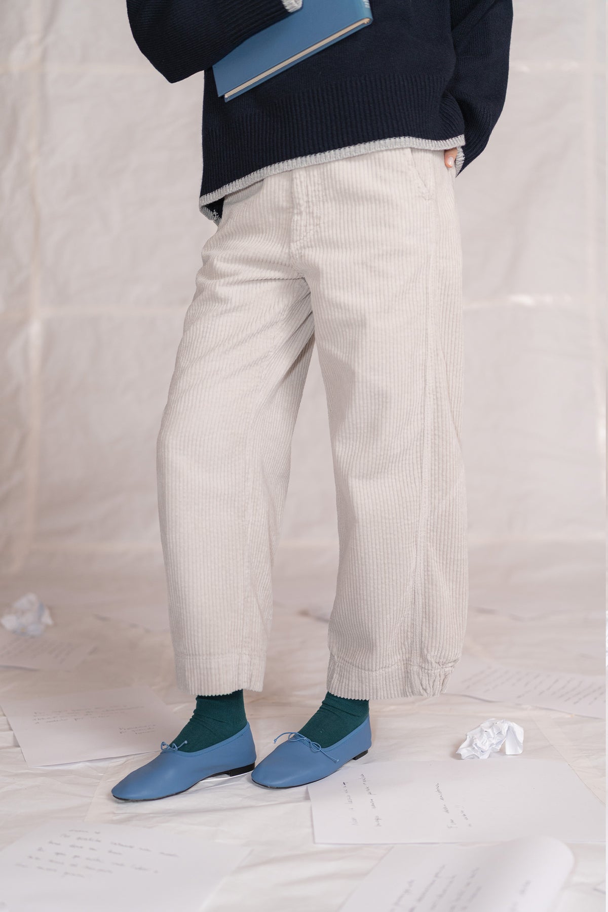 Pantalone Selene in velluto con elastico in vita - Sasso