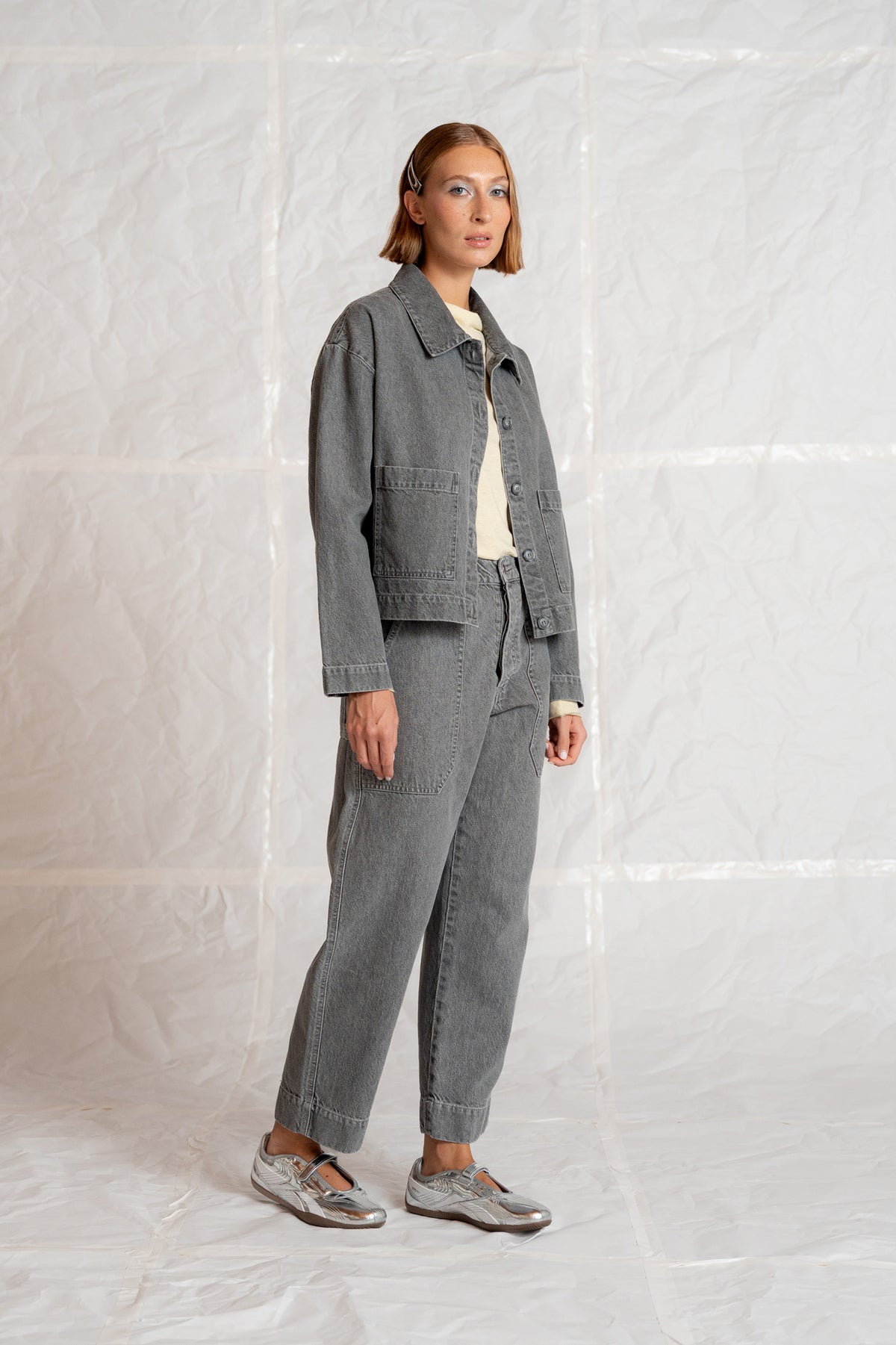 Overshirt Jeans Eva mit Kordelzug aus recycelter Baumwolle – Blau gewaschen