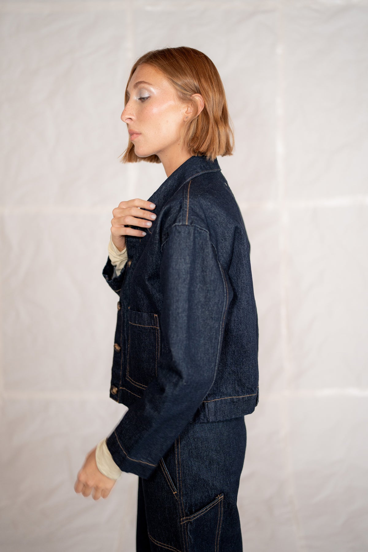 Overshirt Jeans Eva mit Kordelzug aus recycelter Baumwolle – Blau gewaschen
