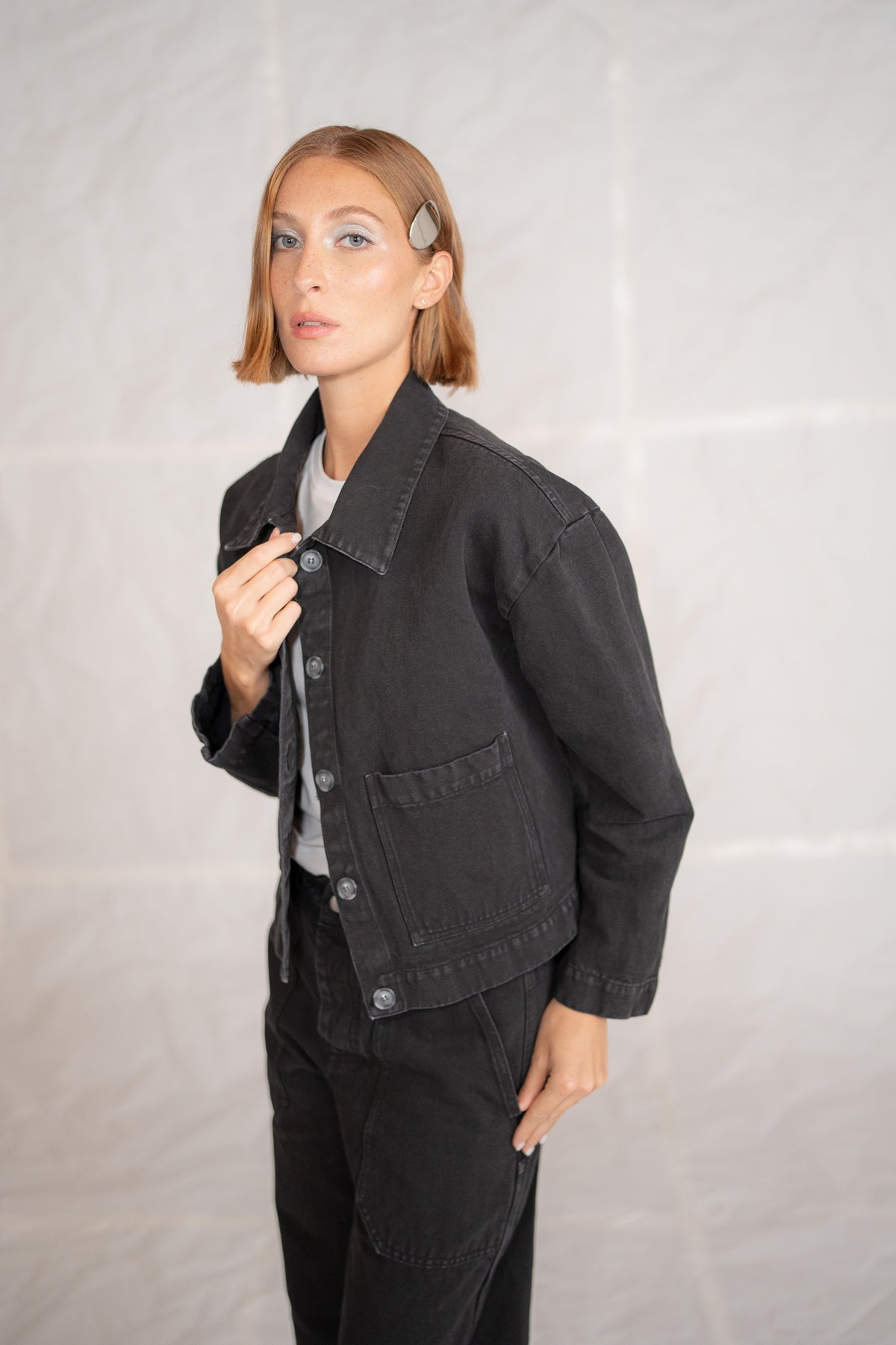 Overshirt Jeans Eva mit Kordelzug aus recycelter Baumwolle – Blau gewaschen