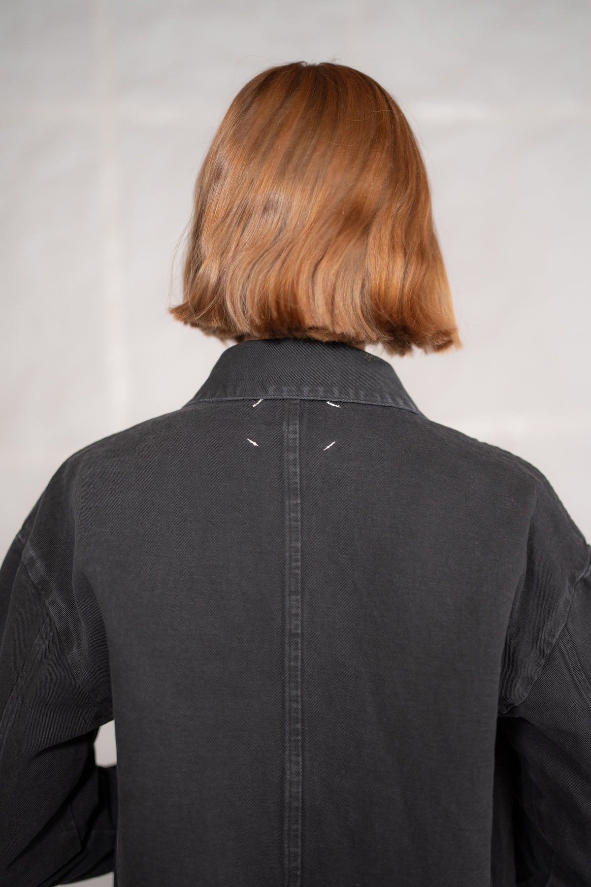 Overshirt Jeans Eva mit Kordelzug aus recycelter Baumwolle – Blau gewaschen