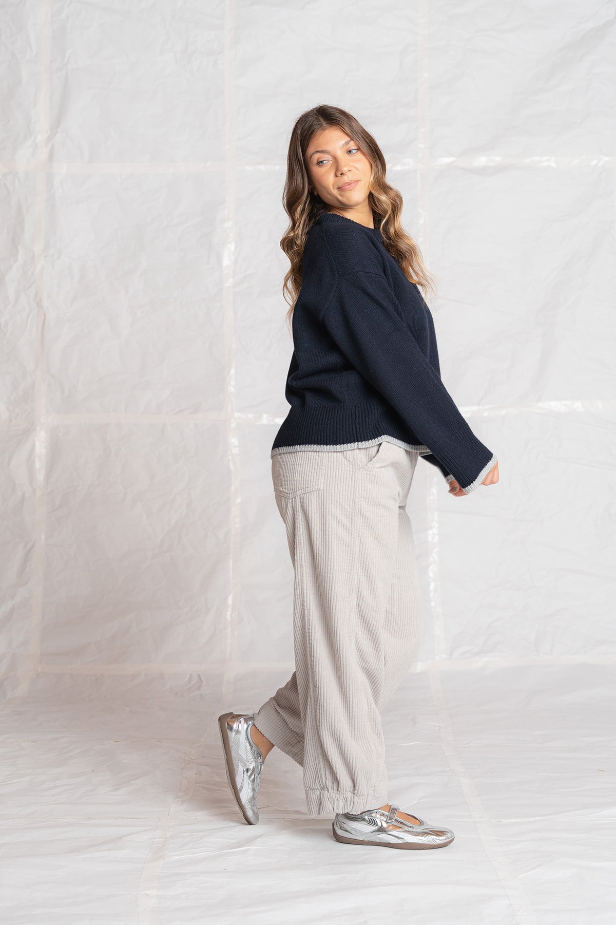 Pantalone Selene in velluto con elastico in vita - Sasso