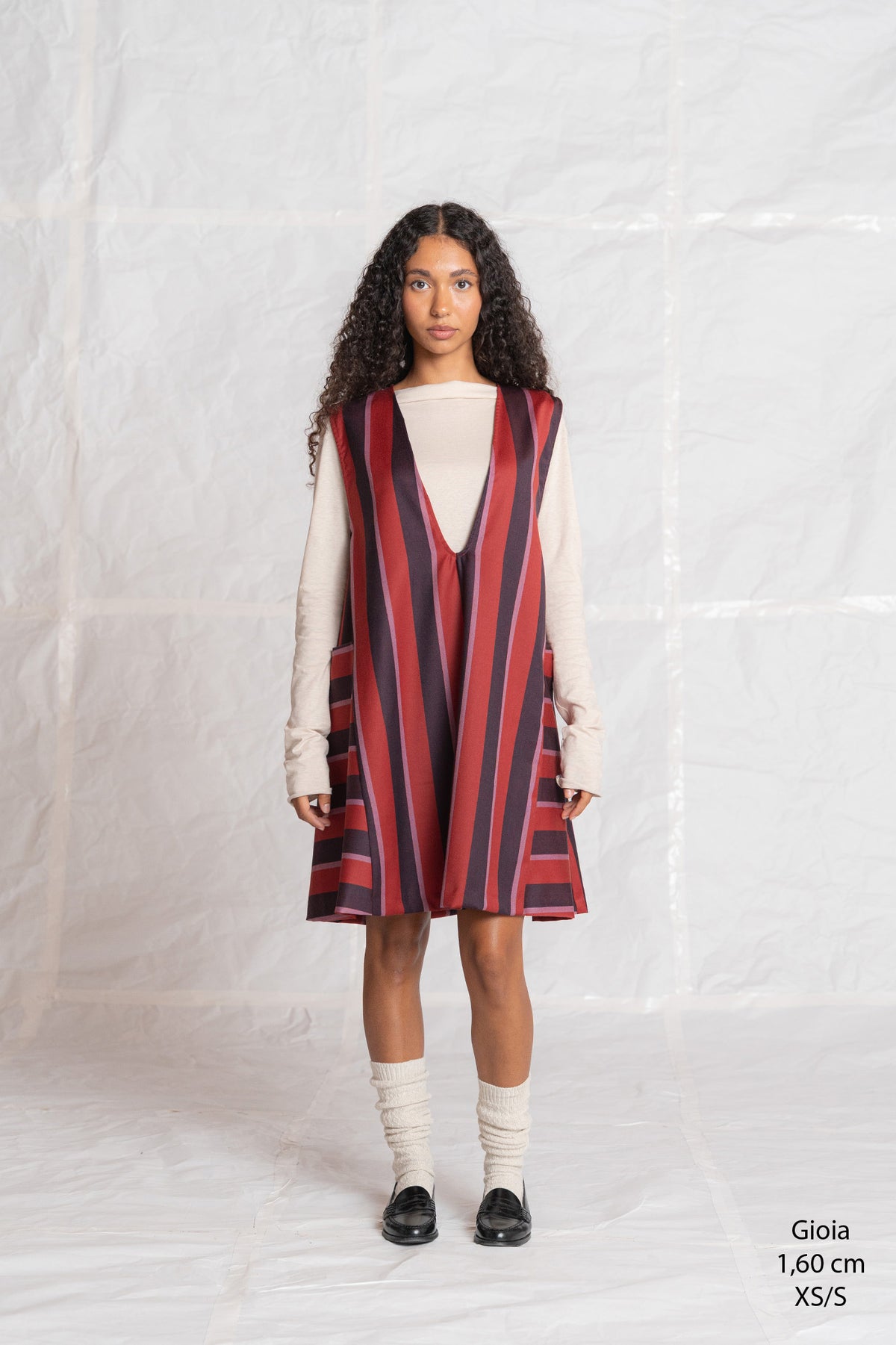 Vestito scamiciato Cosmo in lana vergine - Righe rosso e blu