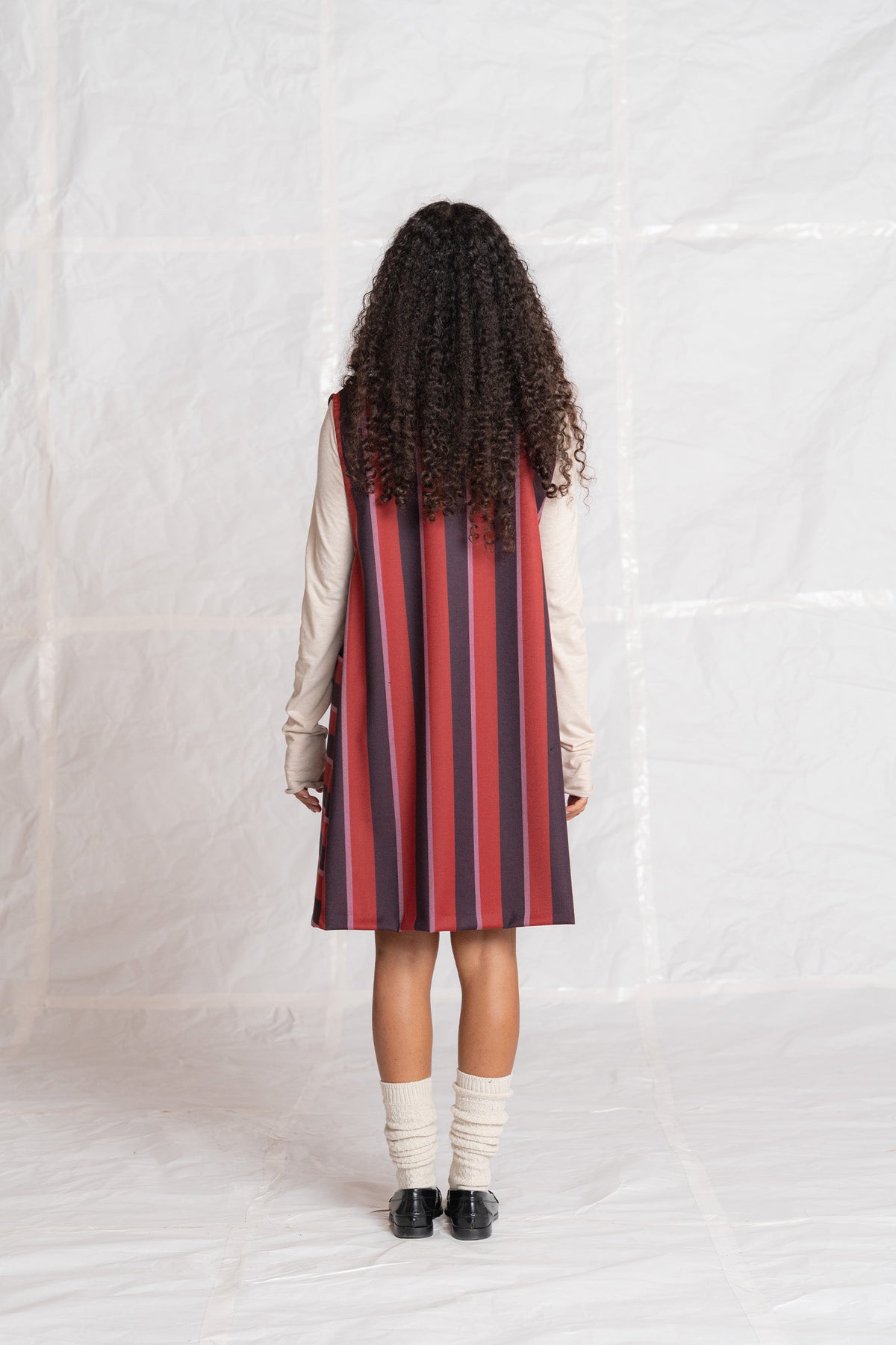 Vestito scamiciato Cosmo in lana vergine - Righe rosso e blu