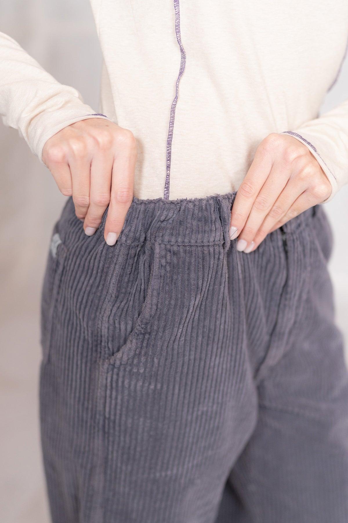 Pantalone Selene in velluto con elastico in vita - Malva
