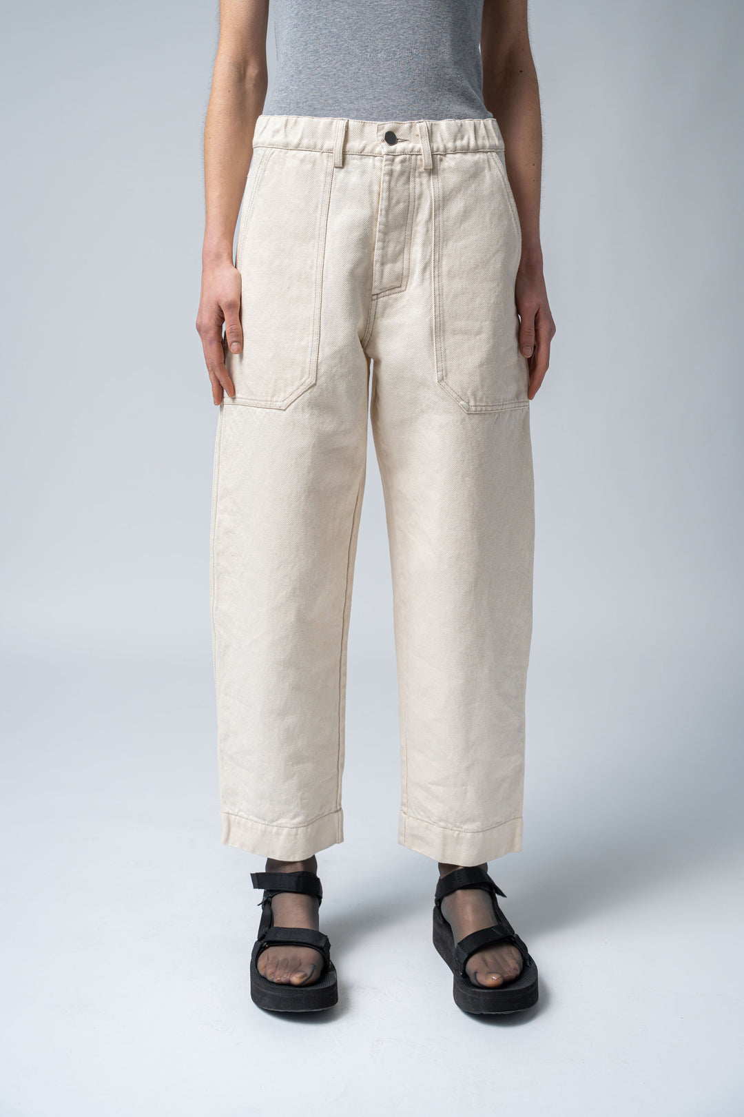 Pantaloni relaxed fit con tasconi Panna – Laurels Apron