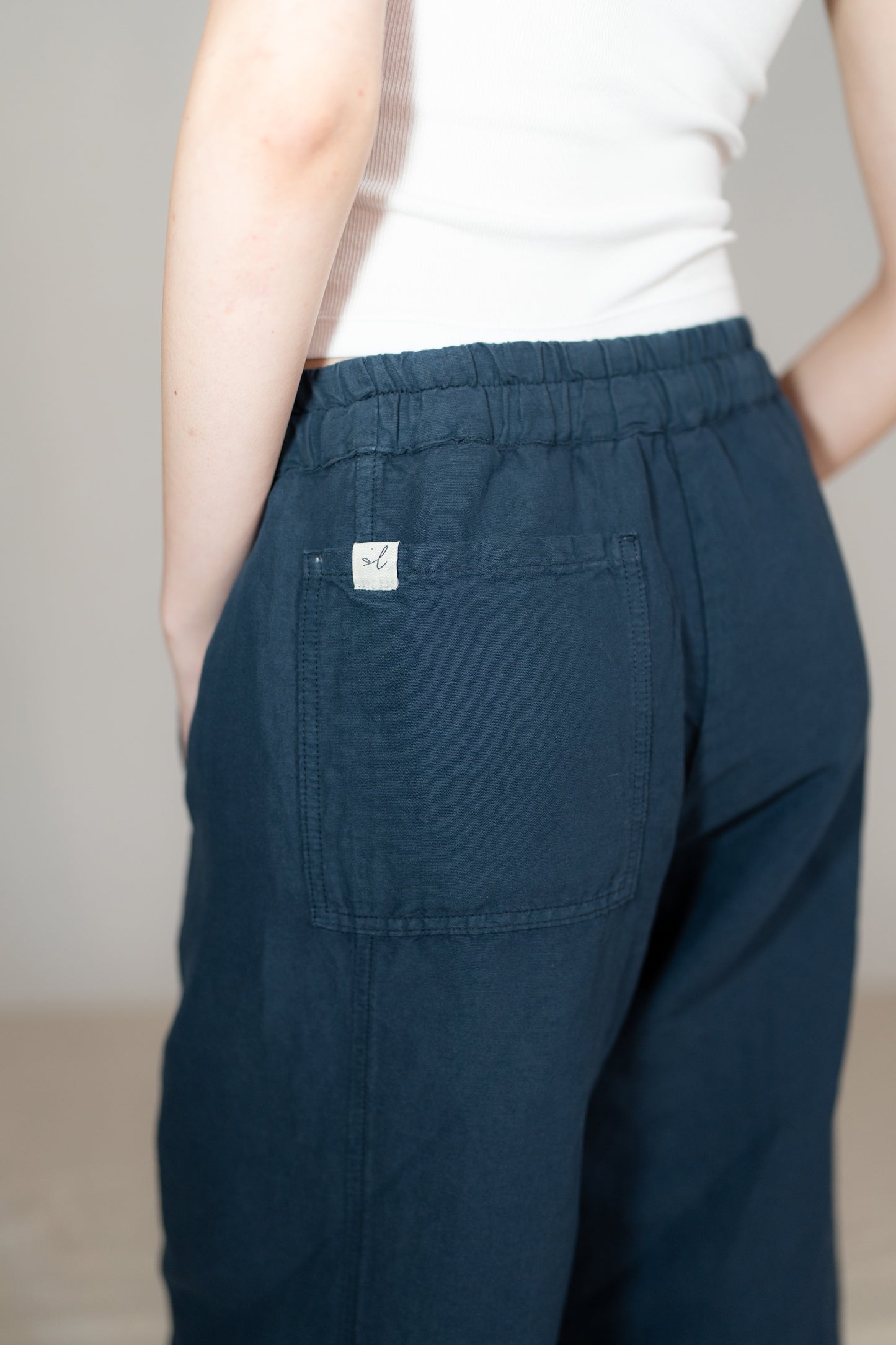 Pantaloni Levante in canapa cotone con elastico in vita e coulisse - blu Navy