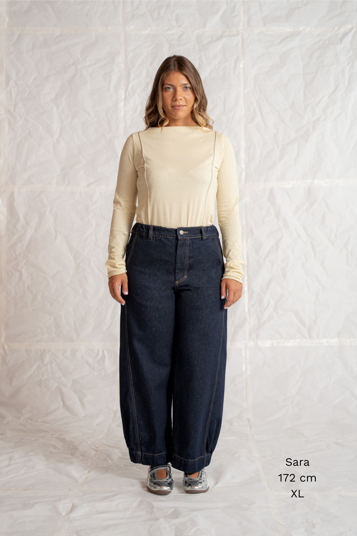 Selene Jeans in Recycled Cotton with Elastic Waistband - Indigo Blue