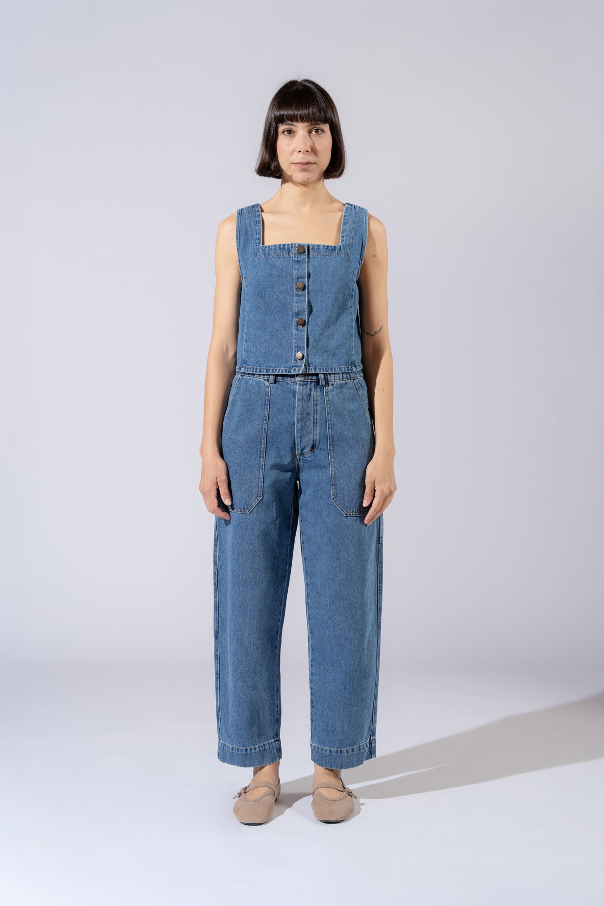 AKTIONSSET: Blaue, gewaschene Apollo-Jeans + blaues, gewaschenes Yoko-Top