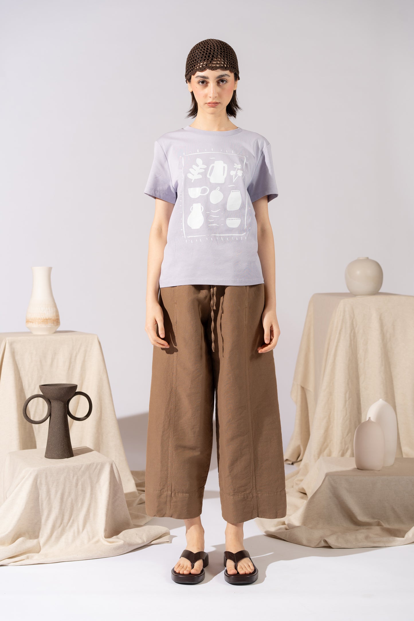 Sweatshirt mit Rundhalsausschnitt „Uno spazio da custodire” (Ein Ort zum Bewahren) – Bio-Baumwolle – Marineblau