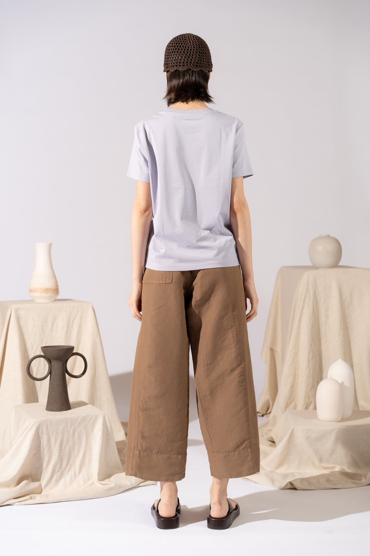 Sweatshirt mit Rundhalsausschnitt „Uno spazio da custodire” (Ein Ort zum Bewahren) – Bio-Baumwolle – Marineblau