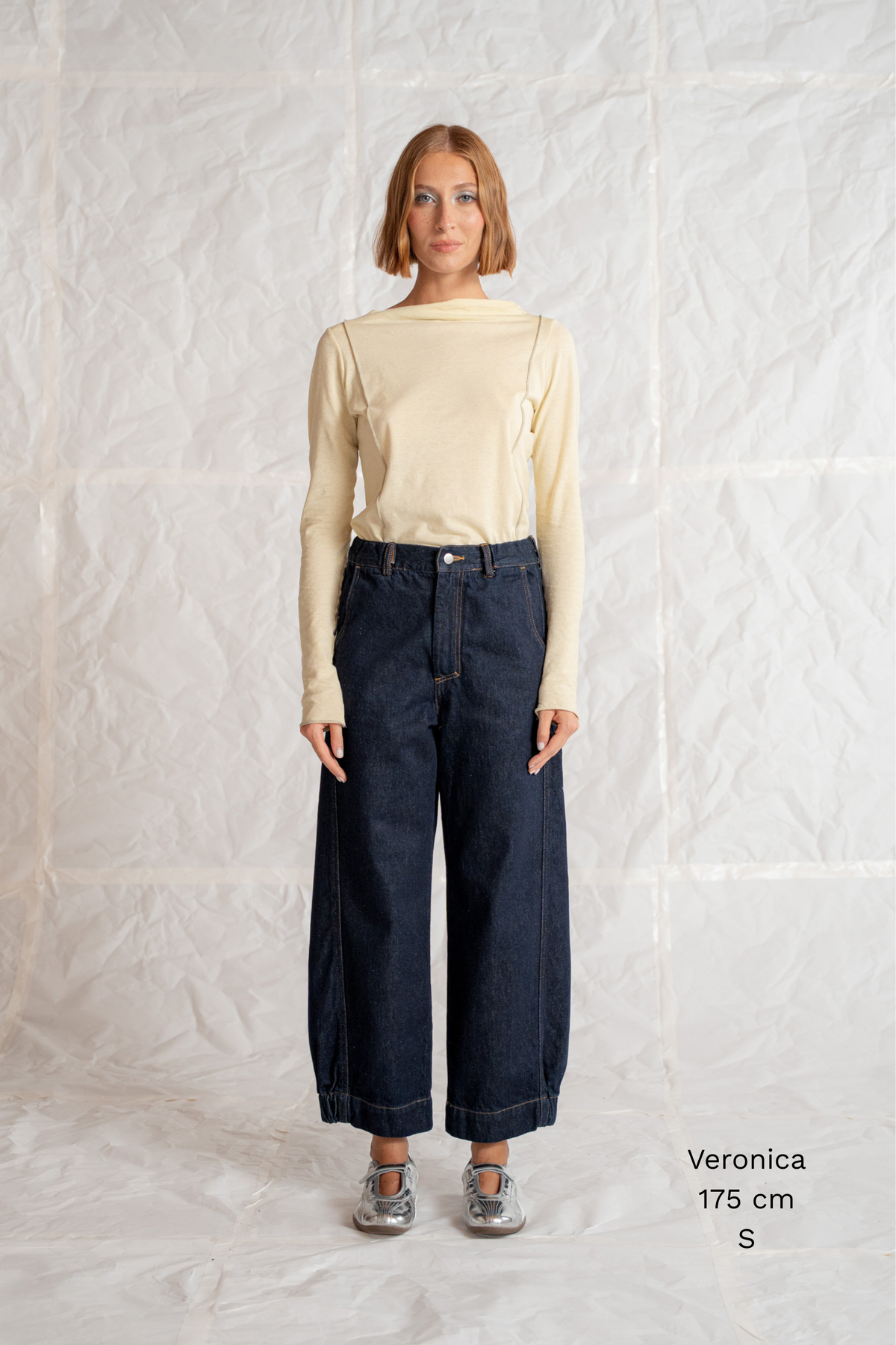 Selene Jeans in Recycled Cotton with Elastic Waistband - Indigo Blue