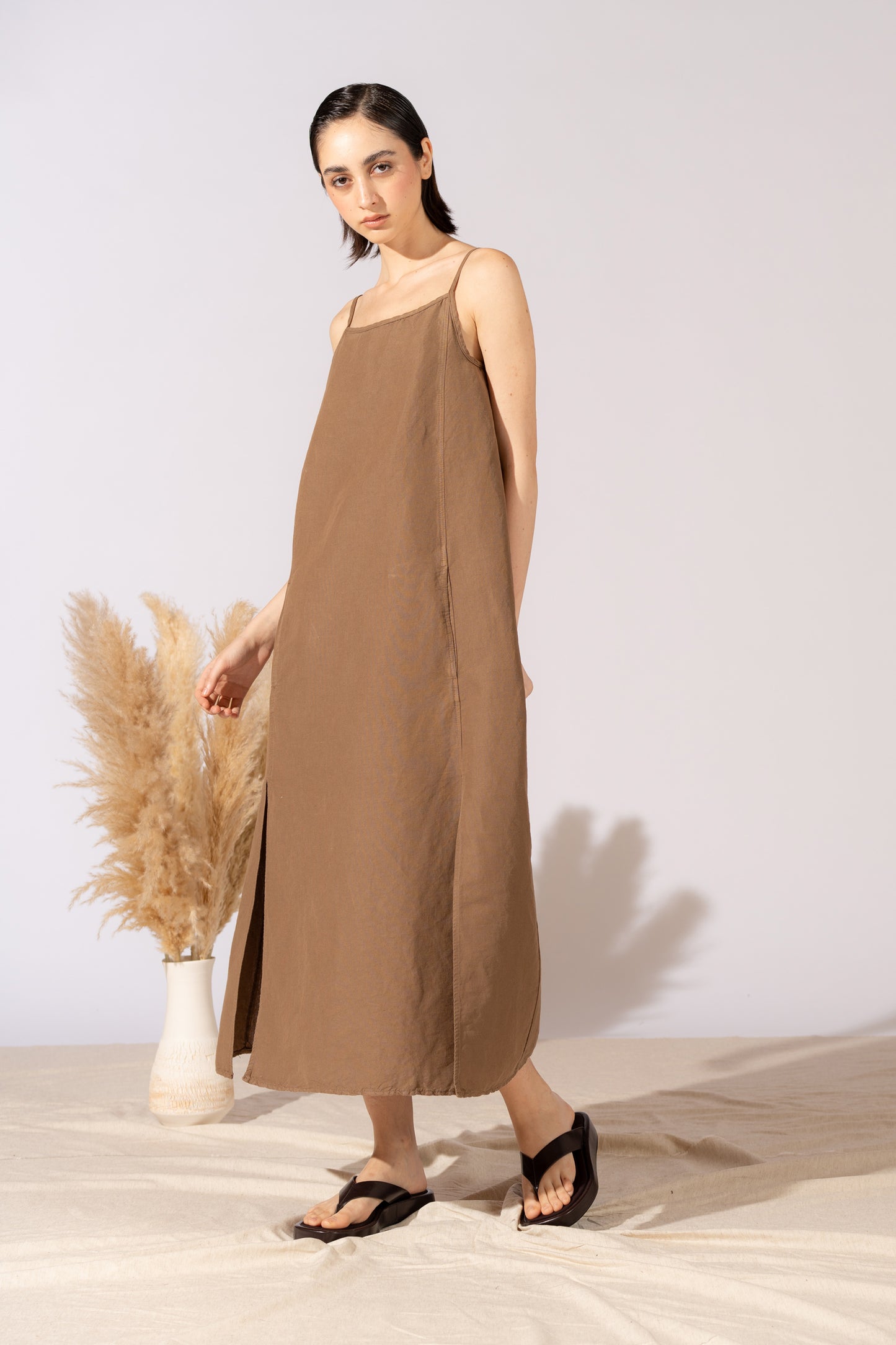 Vestito Aria in canapa cotone con fodera e tasche- Marrone