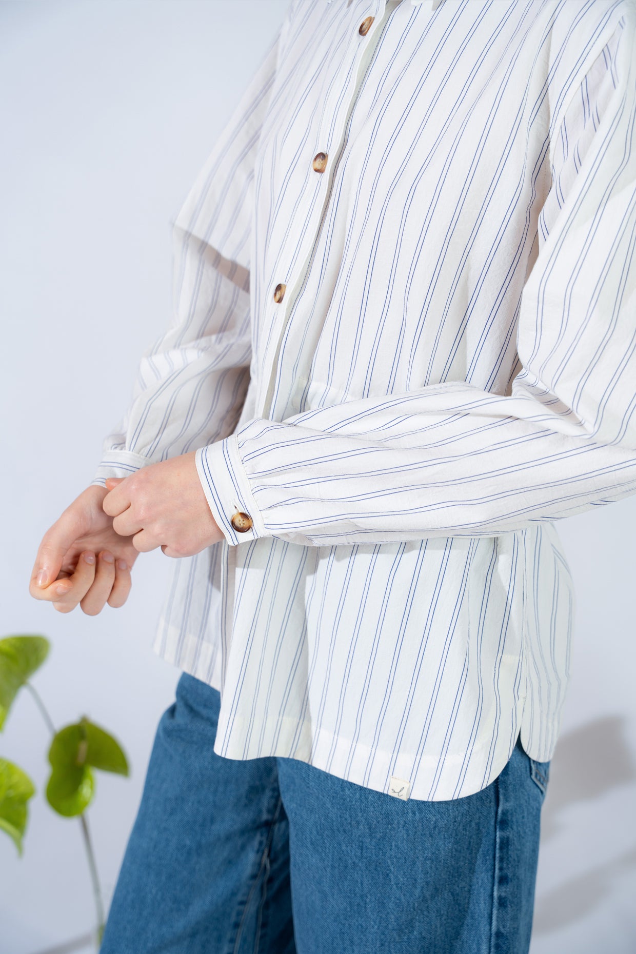 Camicia Vera con coulisse in cotone bio - bianco riga blu