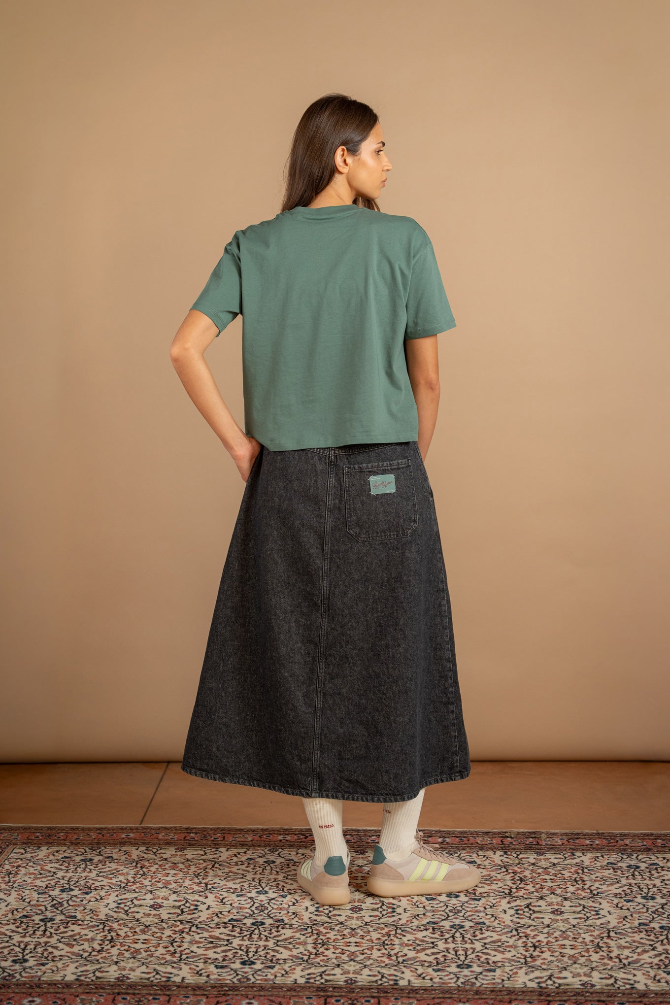 T-shirt "In divenire" - verde Eucalipto